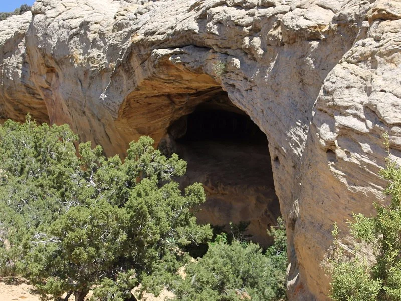 Hike near Naples Utah